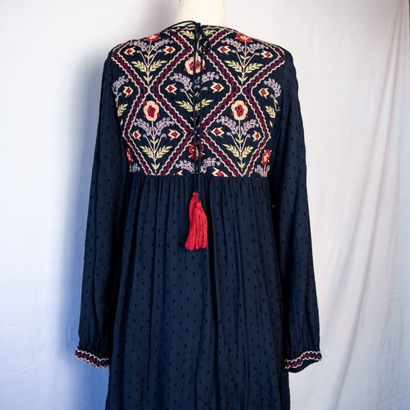 Zara Boho Embroidered Dress - Picture 5 of 8